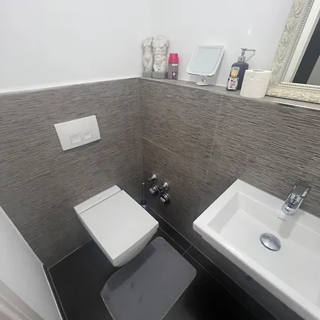 Riedberg Max Apartman *